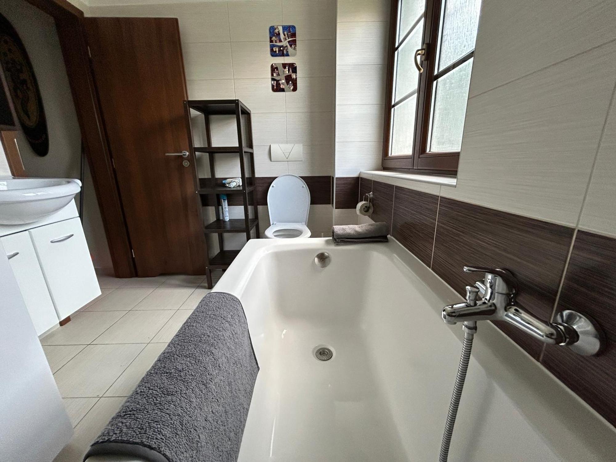 Milet Style And Spacy 2 With Ac In Nivy Pozsony